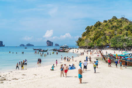 THALE WAEK, KRABI, THAILAND - FEBRUARY 12, 2020:  Tourists Travel come to visit on white sand dune beach at Thale Waek or Separated sea. Krabi. Famous places of tourist attraction in Thailand. Asia.のeditorial素材