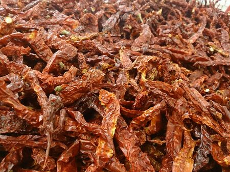 stack of dried chiliesの素材