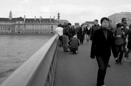 Bridge over the thamesのeditorial素材