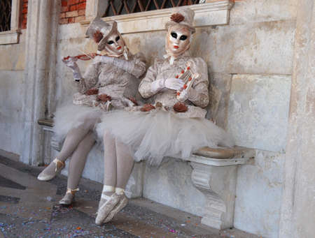 white couplesの写真素材