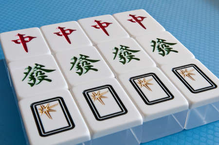 mahjong tiles of center, rich, blank