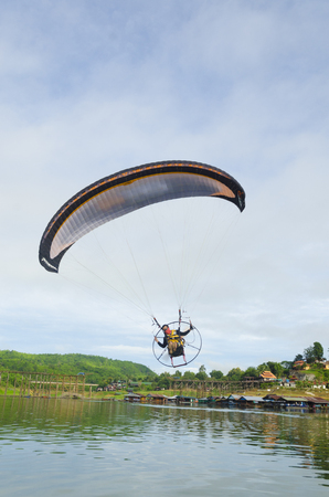 PHUKET, THAILAND -Jul 5 2016: An unidentified Paramania Paramotor show in Children day. Photo at Phuket, Thailandのeditorial素材