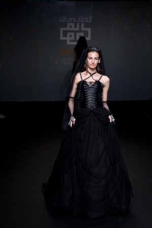 Bangkok -April 17, A Model walks the runway at Divulge   The final collection of the graduates show from the Fashion Department of Decorative Arts, Silpakorn University on Apirl 17,2013 in Bangkokのeditorial素材