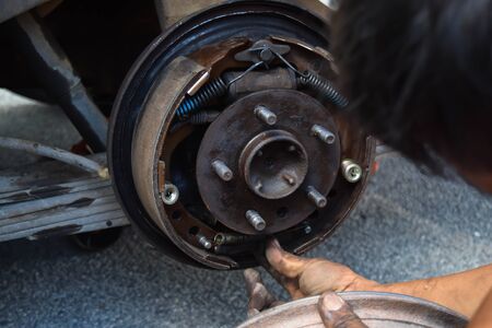 change of tiresの写真素材