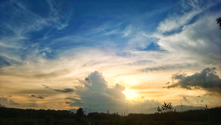 sunset on mountainの写真素材