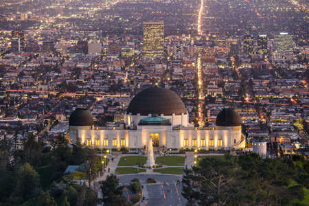 Griffith Observatory and Los Angeles at nightのeditorial素材