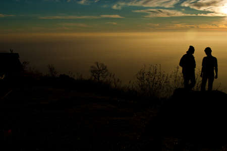 silhouette of Phu Tab Berk_2
