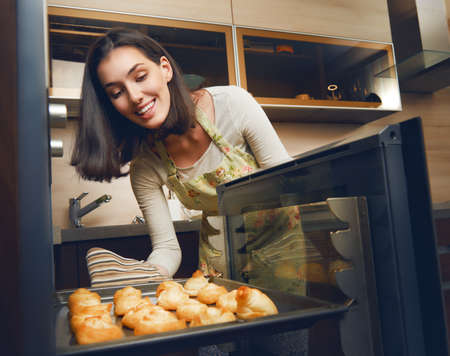 to bake in the kitchenの写真素材