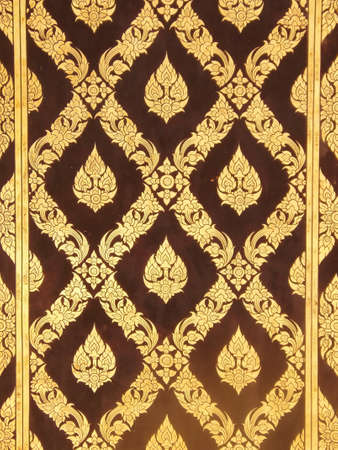 Laithai Pattern by Black Lacquer with Gold Plate