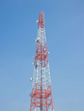 Telecommunication antenna