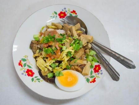The roll noodle crepe is delicious food.