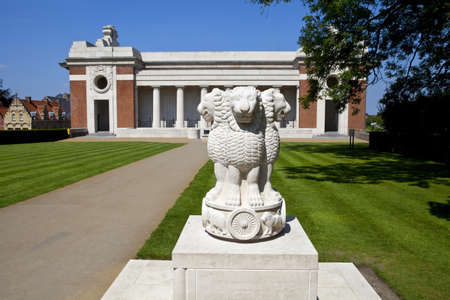 Memorial dedicated to the Indian servicemen who fought in Flanders fields during the first world war.  Behind the monument is the Menin Gate.のeditorial素材
