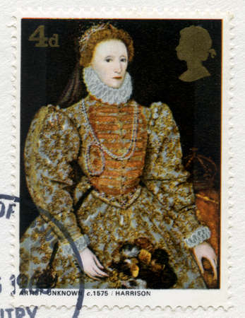UNITED KINGDOM - CIRCA 1968: A used British postage stamp featuring a portrait of Queen Elizabeth 1st, circa 1968.の写真素材