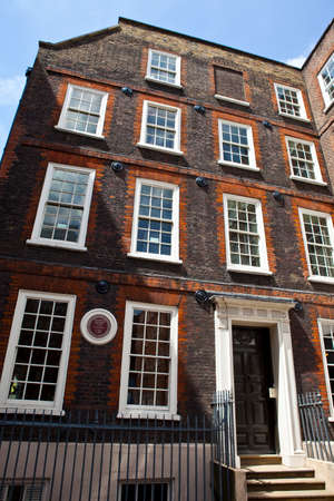 LONDON, UK - JUNE 12TH 2014  The former home of famous English writer and lexicographer Dr Samuel Johnson located at 17 Gough Square in London on 14th June 2014 のeditorial素材