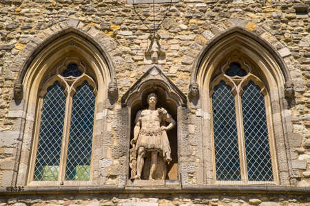 Close-up of King George III on the historic Bargate in Southampton, UK.の写真素材