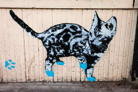 Cat Graffiti in urban London.のeditorial素材