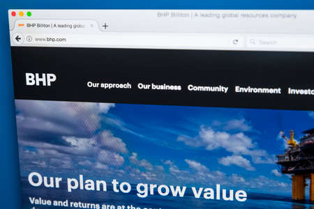 LONDON, UK - OCTOBER 25TH 2017: The homepage of the official website for  BHP Billiton - the multinational mining, metals and petroleum company, on 25th October 2017.のeditorial素材