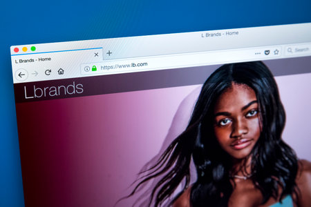 LONDON, UK - JANUARY 25TH 2018: The homepage of the official website for L Brands Inc - the American fashion retailer, on 25th January 2018.のeditorial素材