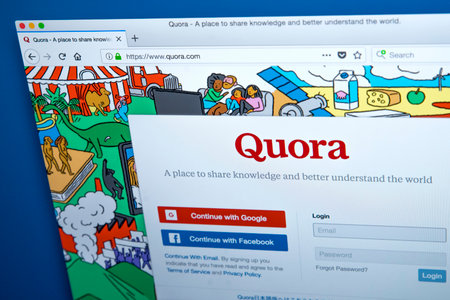LONDON, UK - JANUARY 15TH 2018: The homepage of the official website for Quora - a question and answer website, on 15th January 2018.のeditorial素材