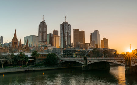 MELBOURNE, AUSTRALIA - 14 July 2018: View of the Melbourne Skyline and Yarra River at Sunriseのeditorial素材