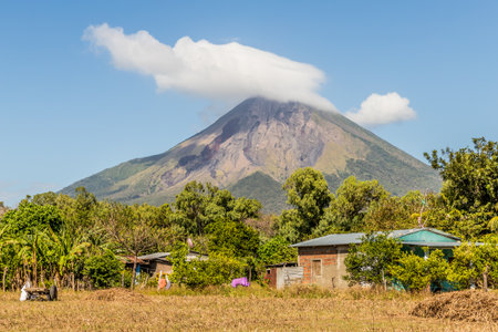 A view of the Volcano Concepcion on ometepe island in Nicaragua.の素材 [FY310104832595]