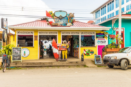 Bocas del toro Panama. March 2018. A view of xa typical diveing shop on the island of Bocas del toro in Panama.のeditorial素材