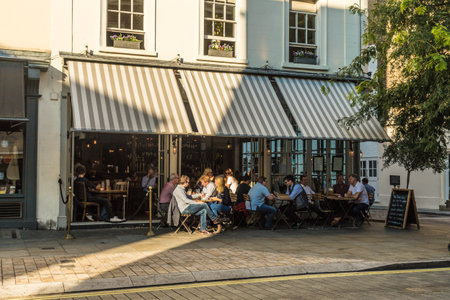 London. August 2018. A view of the Thomas Cubbitt pub in Belgravia in Londonのeditorial素材