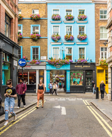 London. September 2018. A view of a typical street scene in Soho in Londonのeditorial素材