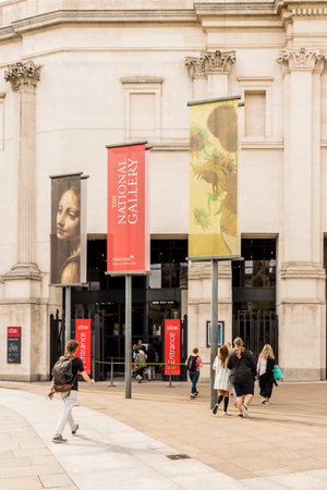 London. September 2018. A view of the National Gallery in Trafalgar square in Londonのeditorial素材