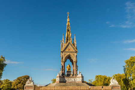 London. September 2018. A view of the Albert memorial of in Kensington in Londonのeditorial素材