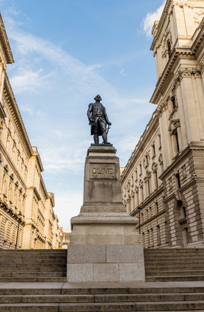 London. September 2018. A view of a statue for Robert Clive in Westminster in Londonのeditorial素材