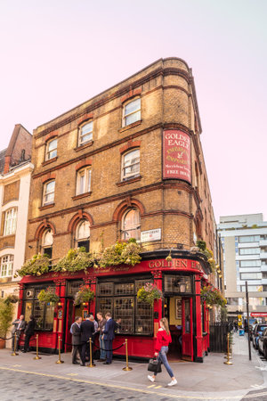 London October 2018. A view of the Golden Eagle pub in Marylebone in London.のeditorial素材