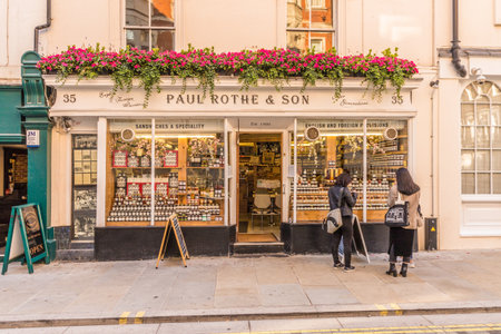 London October 2018. A view of Paul Rothe sandwich store in Marylebone in Londonのeditorial素材