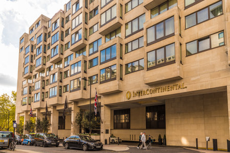 London. November 2018. A view of the Intercontinental Hotel in Mayfair in Londonのeditorial素材