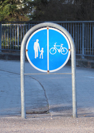 Sign to separate promenade and biking areaの写真素材