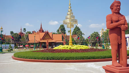 buddhistic temple complex in cambodian town phnom penhの写真素材