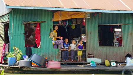 Siem Reap, Tonle Sap River, Cambodia - March 2018: Poor Fishermans life on the tonle sap riverのeditorial素材