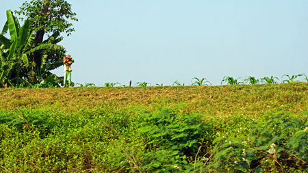 Siem Reap, Tonle Sap River, Cambodia - March 2018: Poor Fishermans life on the tonle sap riverのeditorial素材