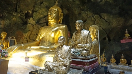 buddha cave khao lunag in phetchaburi thailandのeditorial素材