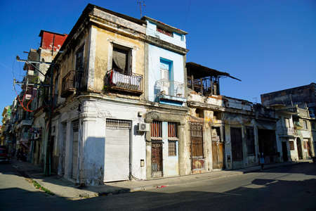 colorful run down houses in havanaの写真素材