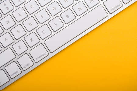Top view of white keyboard with blank copy space.の写真素材