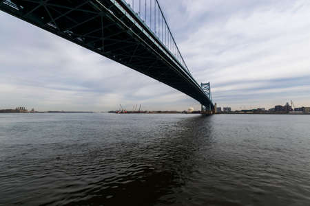 Benjamin Franklin Bridge in Philadelphia, Pennsylvaniaの写真素材