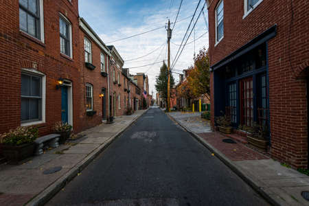 Cobblestone Roads in downtown historic Harbor East/ Fells Point, Baltimore Marylandのeditorial素材