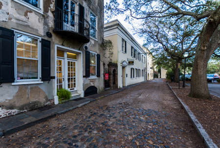Historic Downtown Charleston South Carolina on a Warm Dayのeditorial素材