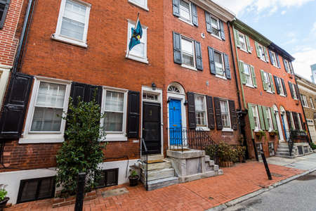 homes in center city west in philadelphia pennsylvania during springのeditorial素材