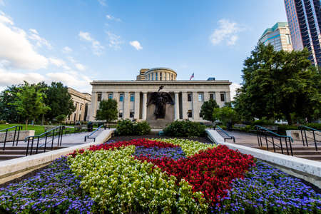 The Ohio Statehouse in Columbus, Ohioの写真素材