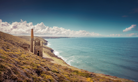 A view of Wheal Coates Tin Mine in Cornwallの写真素材