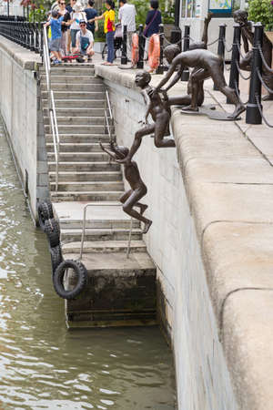 A variety of statues in Singapore in Asiaのeditorial素材