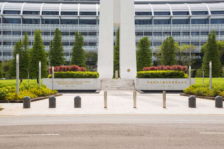 The Civilian War Memorial commemorates the civilian victims of World War II and the unity of Singapores four main races. Memorial to the Civilian Victims of the Japanese Occupation, 19421945 in Singapores four official languages.のeditorial素材