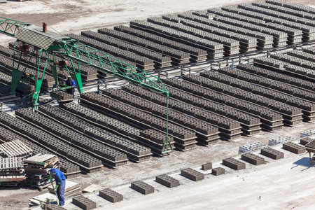 Brick Block factory of new manufactured building materials drying outdoorsのeditorial素材